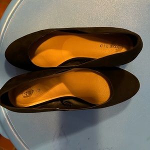 Torrid Size 10W Velvet texture black dress heels